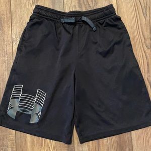 Boys Under Armour shorts